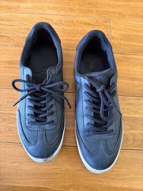 Zara Black Men's Lace-Up Perforated Sneakers